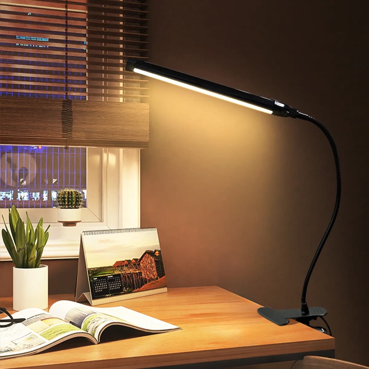 USB LED-klemmelampe for lesing og studier
