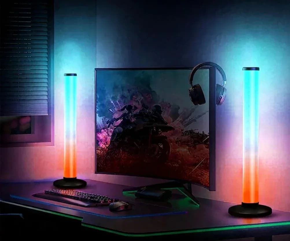 360-graders RGB lydreagerende skrivebordslampe med app- og fjernkontroll