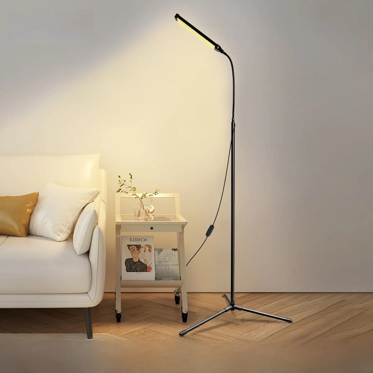 USB-drevet gulvlampe med stativ og tre fargemoduser